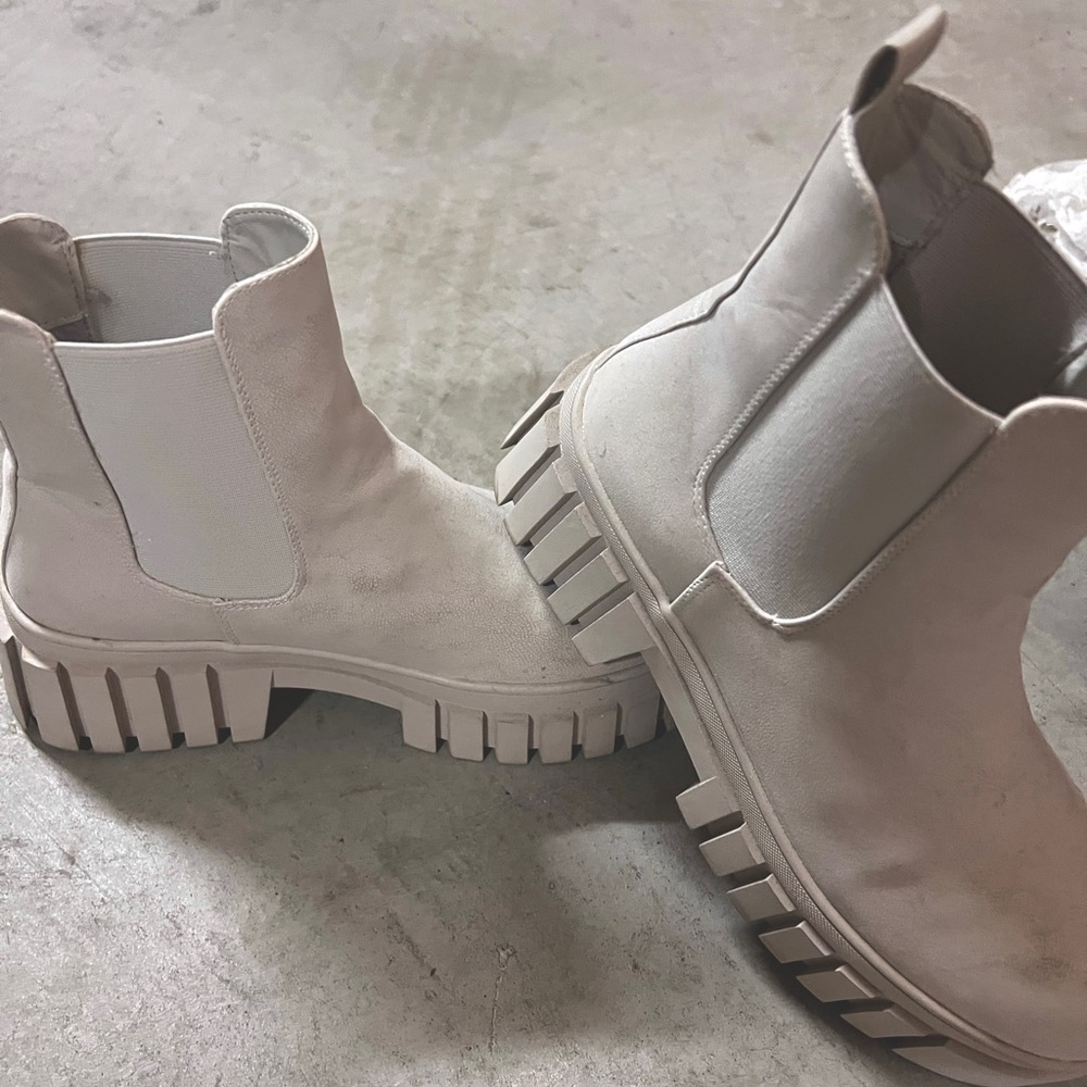 Cute Boots